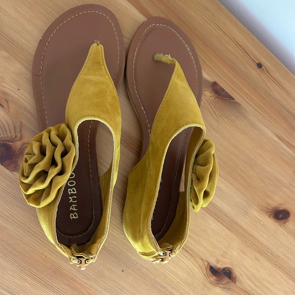 Bamboo Sandals - Picture 9 of 15